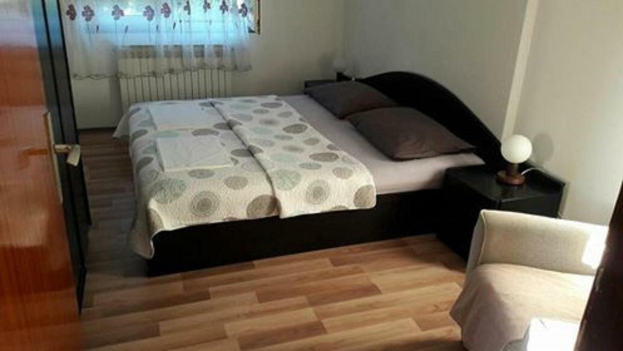 Analeo Apartamento Šibenik Exterior foto